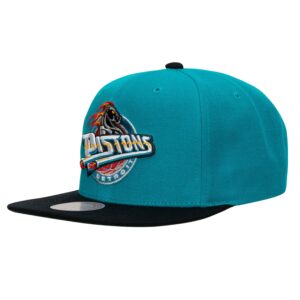 Mitchell-Ness-Team-2-Tone-2.0-Snapback-HWC-Detroit-Pistons-Hat-300x300