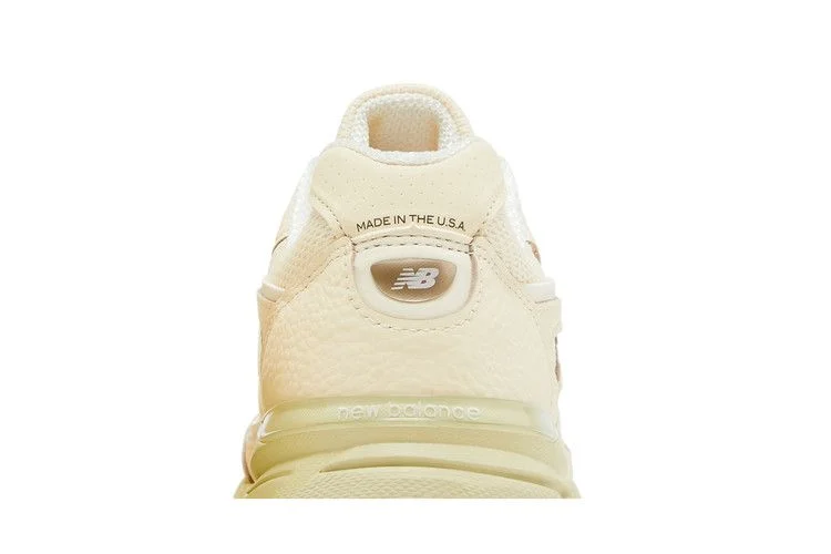 Кроссовки New Balance 990v4 Made in USA 'Macadamia Nut Morel'