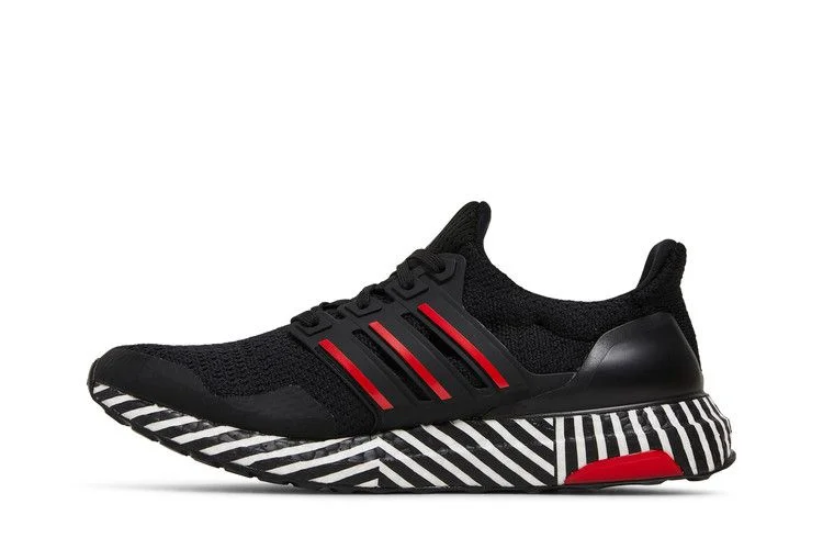 Krossovki-Adidas-UltraBoost-Striped-Boost-2