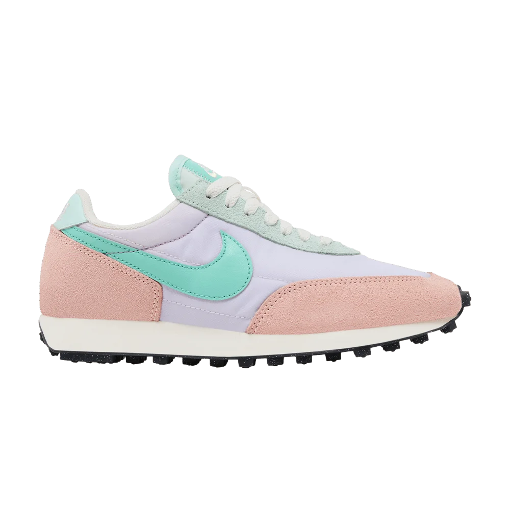 Krossovki-Nike-Wmns-Daybreak-Pastel