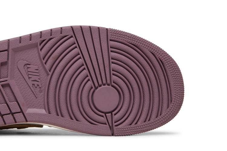 wmns-air-jordan-1-mm-high-galactic-jade-fb9891-300_04