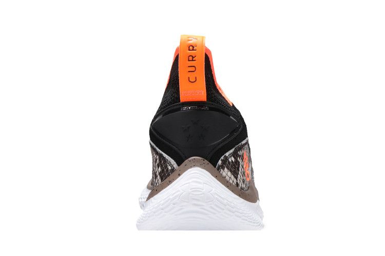 curry-flow-8-cold-blooded-3024429-005_06