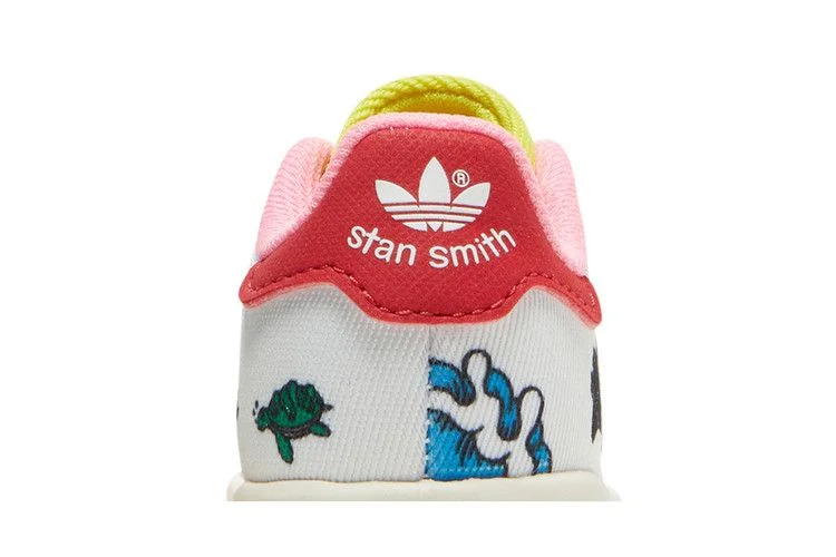 Krossovki-Aaron-Kai-x-adidas-Stan-Smith-Primeblue-Infant-Doodles-6