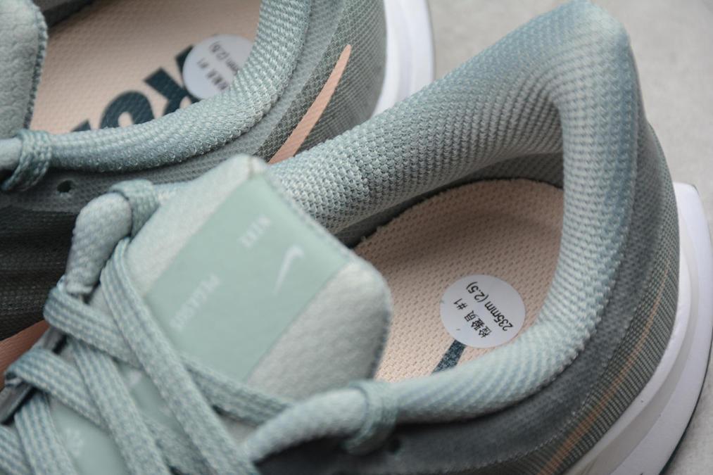 Zoom-Pegasus-35-Turbo-Mica-Green-W-3