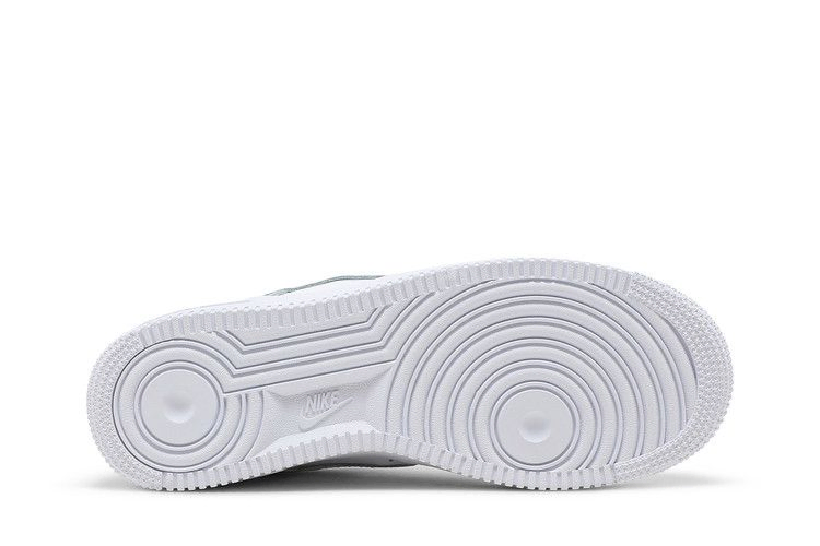 Кроссовки Nike Air Force 1 LE GS 'Triple White'