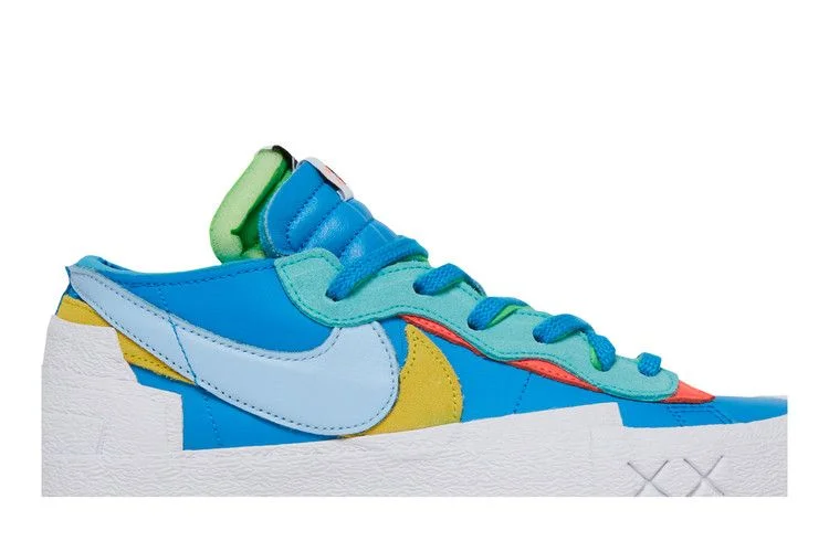 Кроссовки KAWS x sacai x Nike Blazer Low 'Neptune Blue'