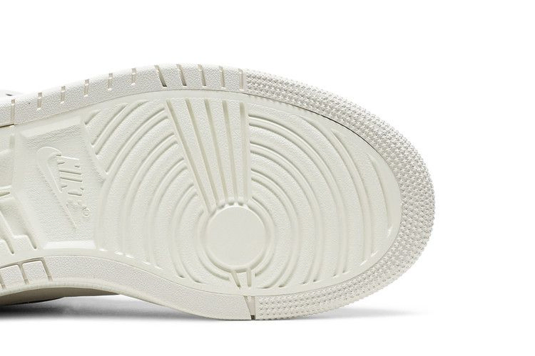 Кроссовки Wmns Air Jordan 1 Zoom 'Summit White'