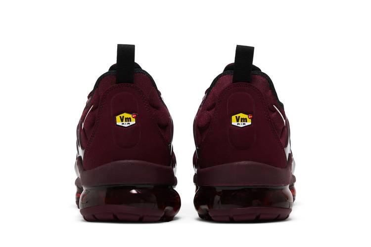 Кроссовки Nike Air VaporMax Plus 'Night Maroon'