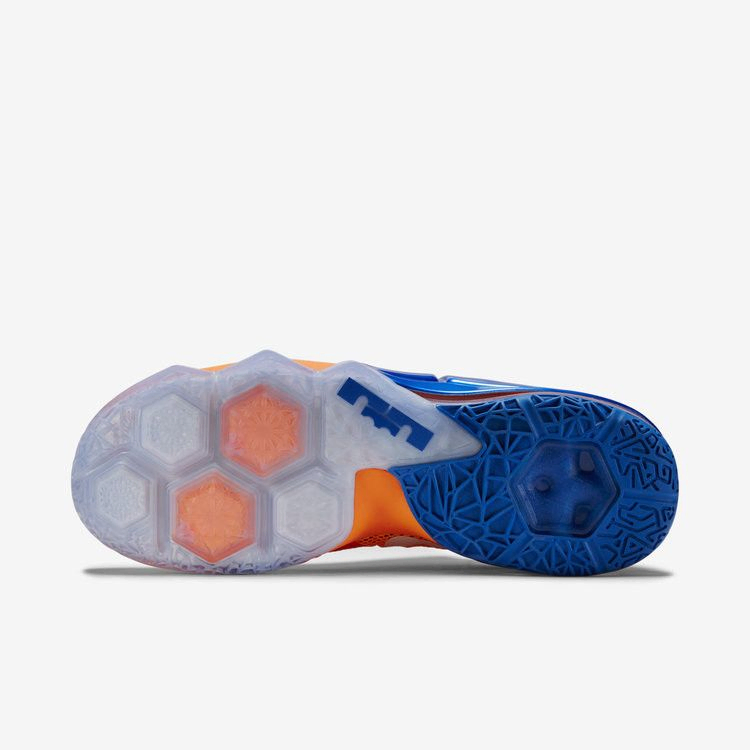 Кроссовки Nike LeBron 12 Low 'Cavs Classic'