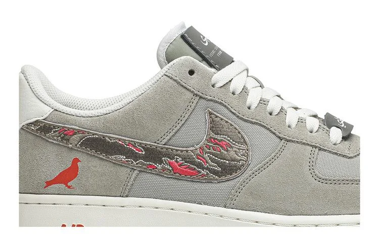 Кроссовки SBTG x Nike Staple Air Force 1 Low 'Pigeon Fury'