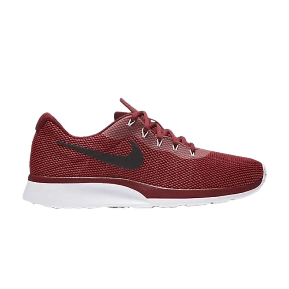 Krossovki-Nike-Tanjun-Racer-Team-Red