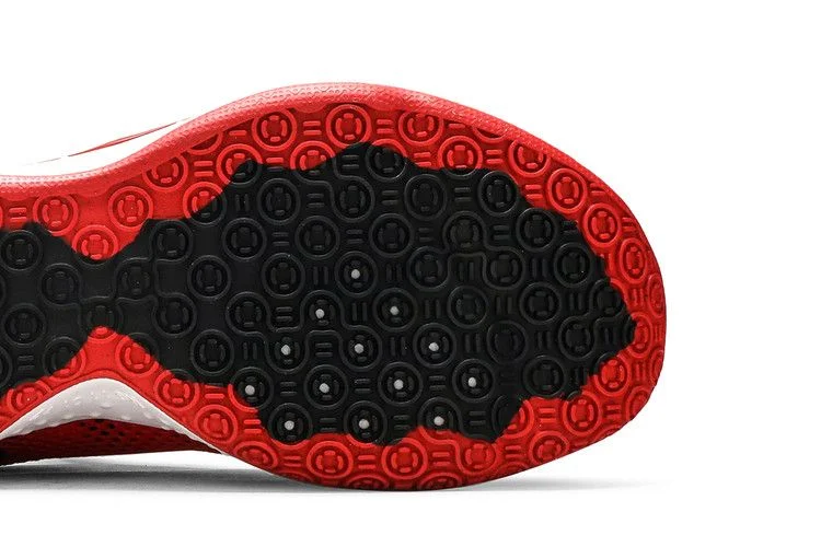 Krossovki-Nike-PG-4-Bred-4