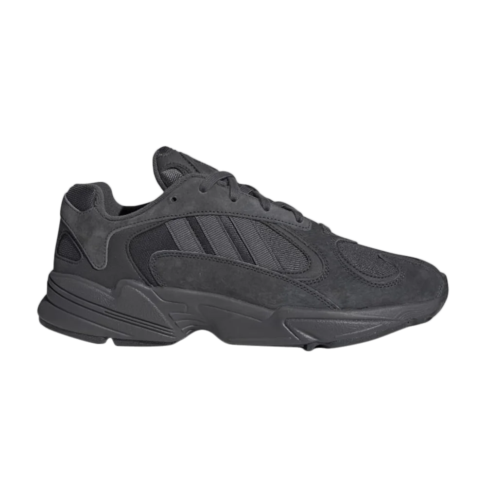 Krossovki-Adidas-Yung-1-Triple-Grey