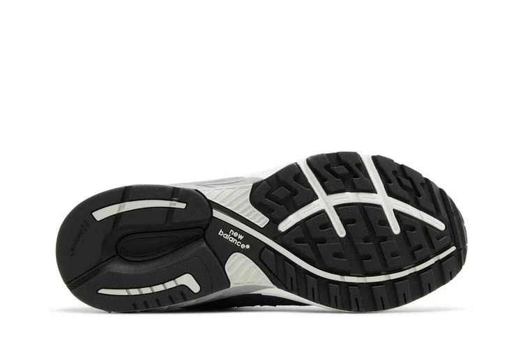 Krossovki-New-Balance-993-Navy-White-3
