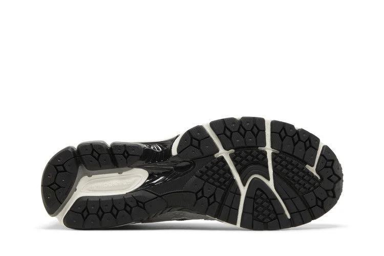 Krossovki-New-Balance-860v2-Milky-Way-Pack-Optic-White-3