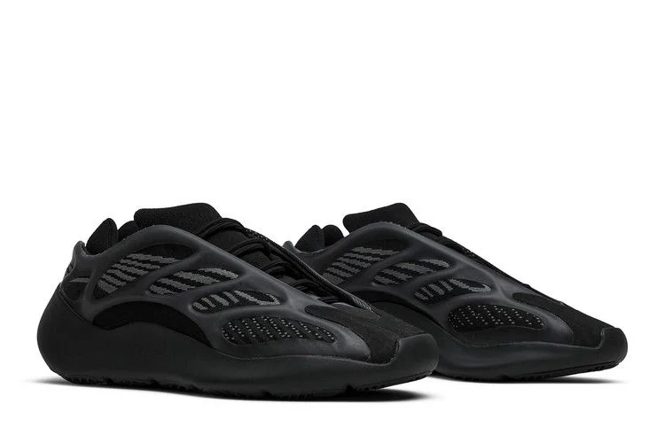 Krossovki-adidas-Yeezy-700-V3-Alvah-7