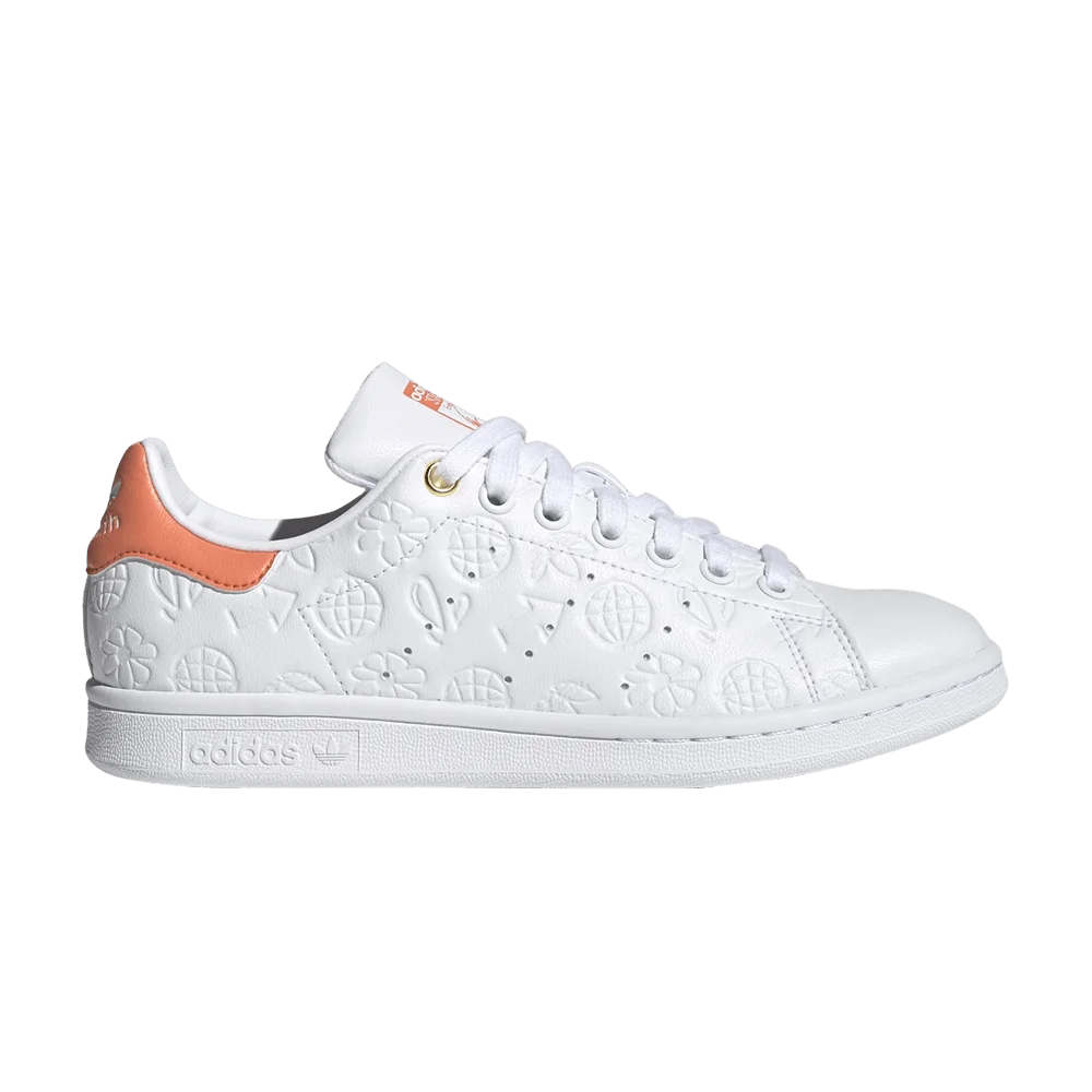 Krossovki-Adidas-Wmns-Stan-Smith-Embossed-Graphics-White-Semi-Coral