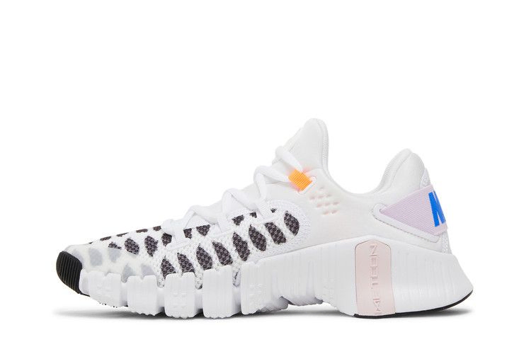wmns-metcon-4-printed-white-black-dj4310-074_02