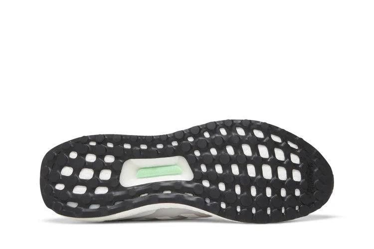 Krossovki-adidas-UltraBoost-1.0-Triple-White-2023-3