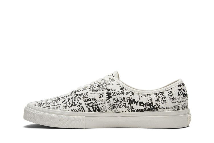 comme-des-garcons-x-authentic-lx-vn0a33takxy_02