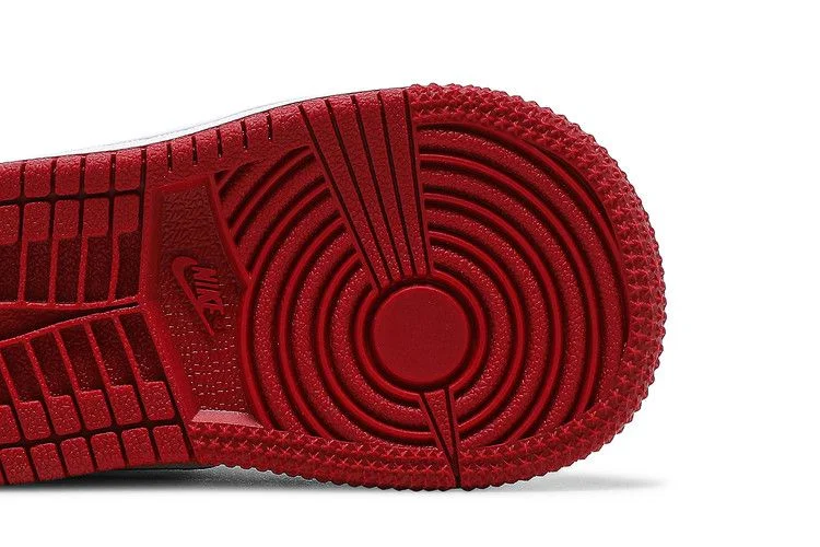 Krossovki-Air-Jordan-1-Mid-TD-Black-Gym-Red-4