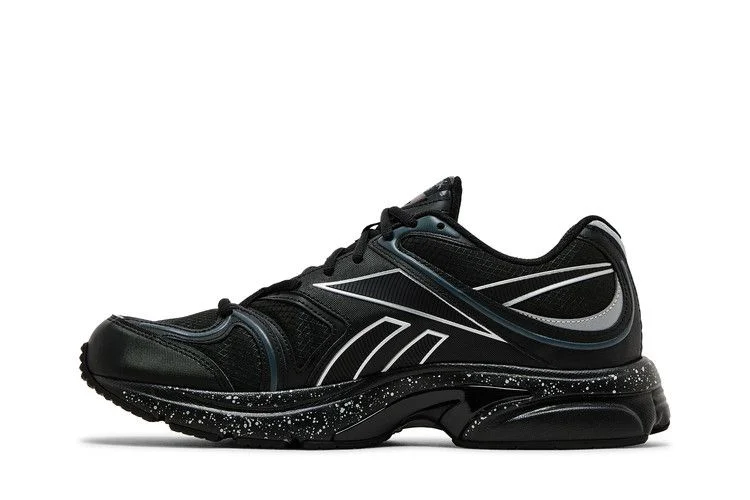 Krossovki-Reebok-Premier-Road-Plus-6-Black-Silver-Metallic-2