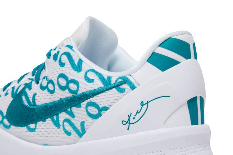 kobe-8-protro-radiant-emerald-fq3549-100_08