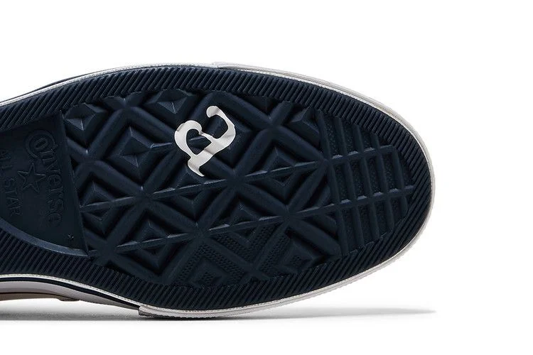 Krossovki-pgLang-x-Converse-Chuck-70-High-goodluckchuck-4