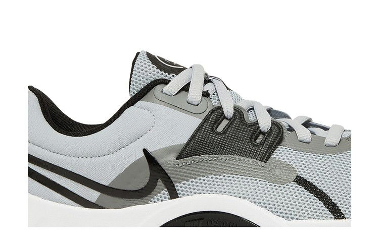 Кроссовки Nike Renew Retaliation TR 3 'Wolf Grey'