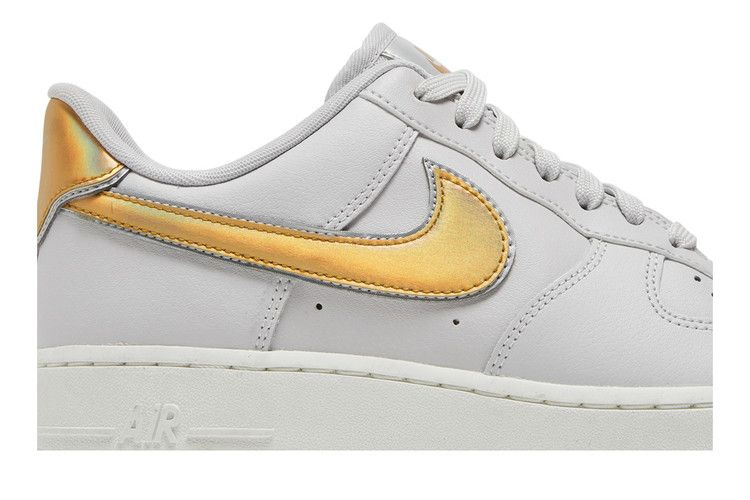 Кроссовки Nike Wmns Air Force 1 Low 'Metallic Gold'