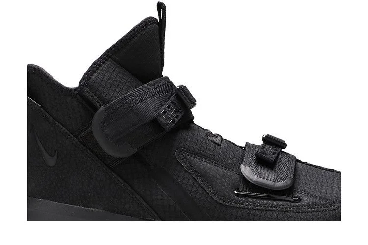 Krossovki-Nike-LeBron-Soldier-13-SFG-Black-Out-1