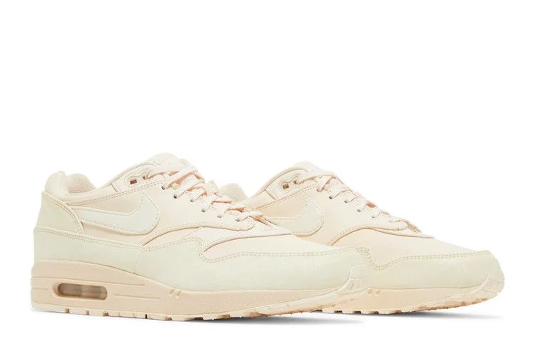 Krossovki-Nike-Wmns-Air-Max-1-LX-Guava-Ice-7