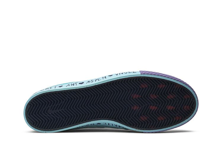 Кроссовки Nike SB Zoom Janoski RM 'Doernbecher' 2019