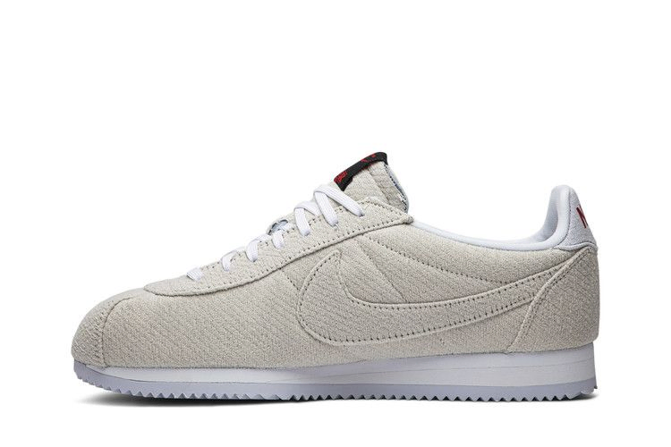 Кроссовки Stranger Things x Nike Classic Cortez QS 'Upside Down'