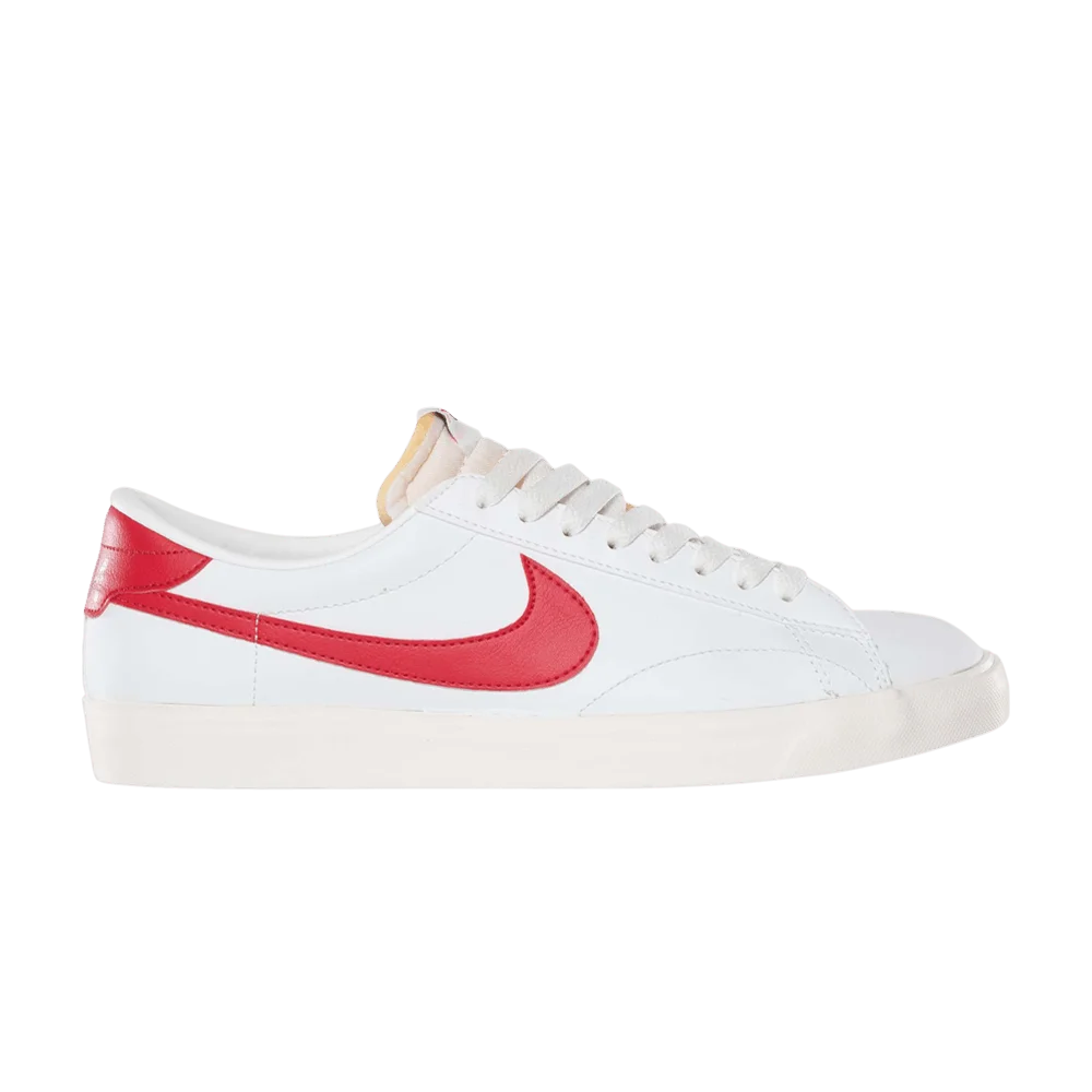 Кроссовки Nike Tennis Classic AC Vintage 'Summit White Gym Red'