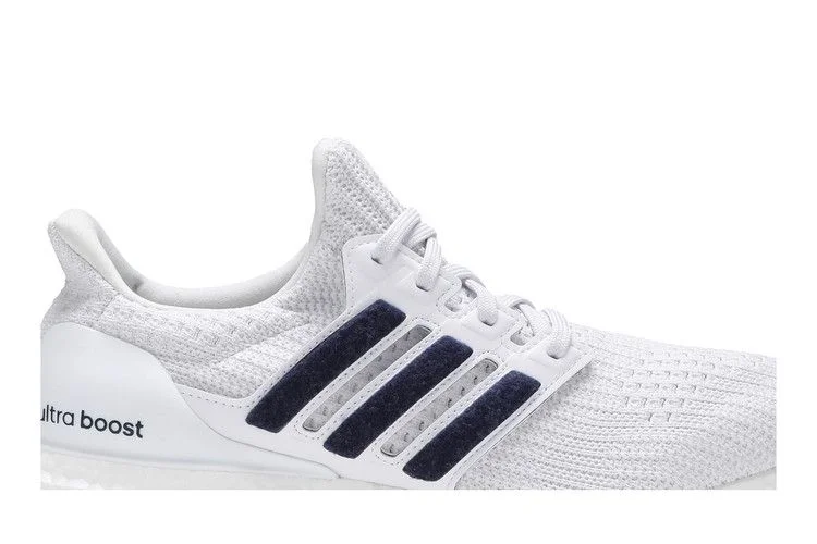 Кроссовки Adidas UltraBoost 4.0 'White Collegiate Navy'