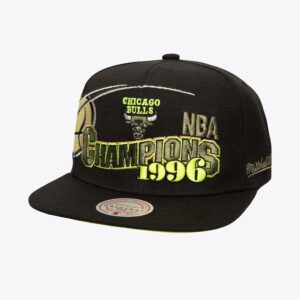 Mitchell-Ness-Black-Chicago-Bulls-1996-NBA-Finals-Champions-Flipside-OG-Snapback-Hat-300x300