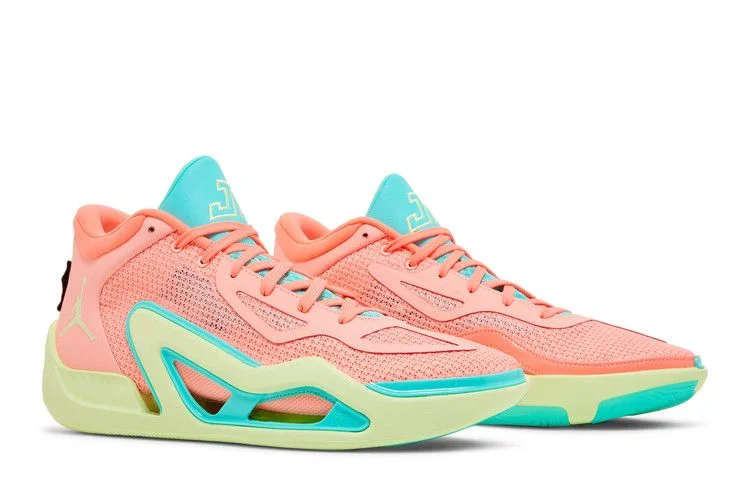 Krossovki-Air-Jordan-Tatum-1-Pink-Lemonade-7