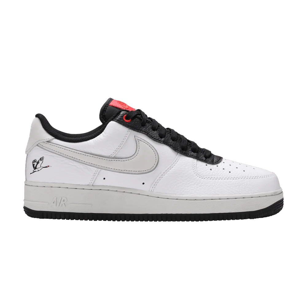 Krossovki-Nike-Air-Force-1-07-LX-Crane