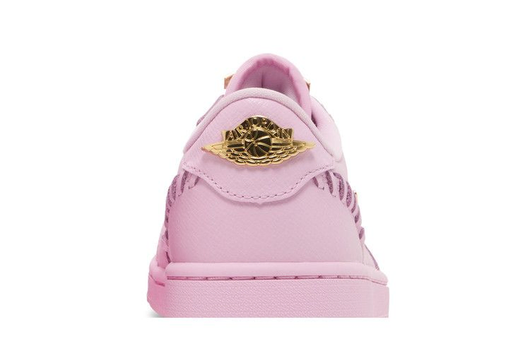 Кроссовки Wmns Air Jordan 1 Low Method of Make 'Perfect Pink'
