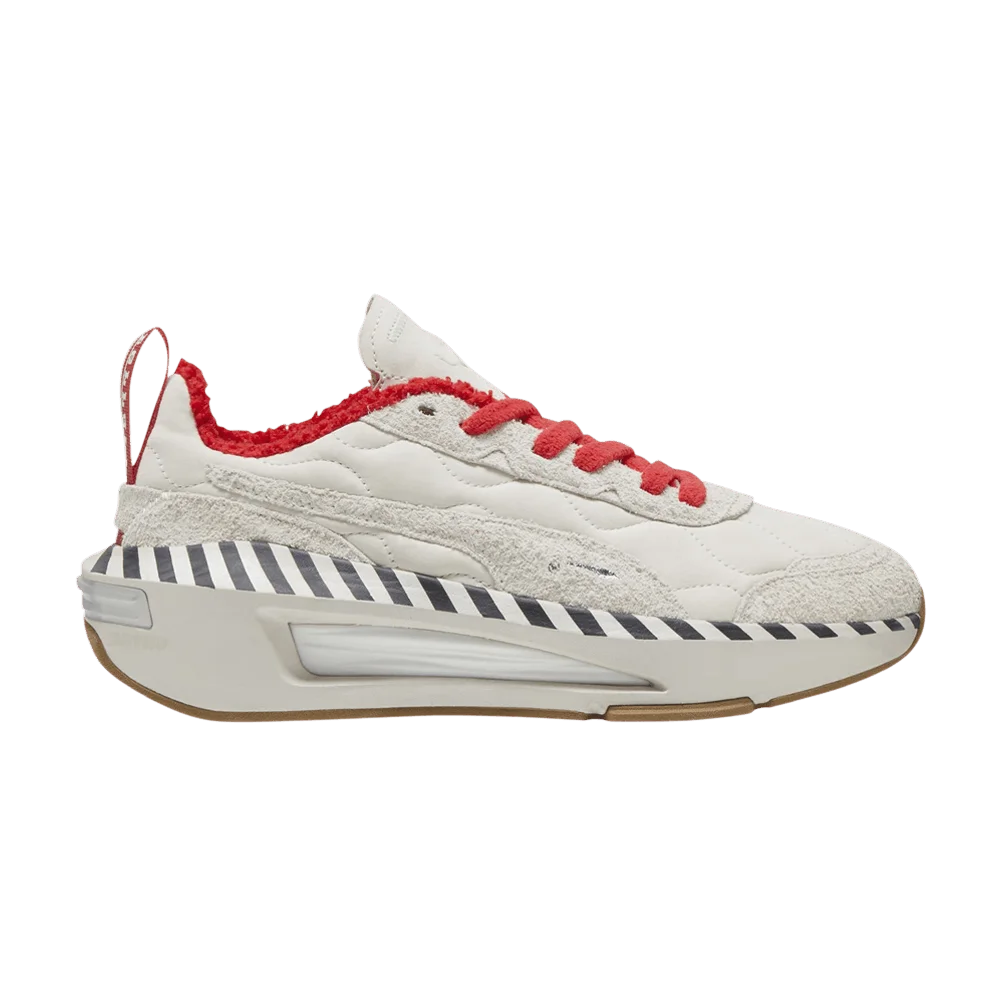 Krossovki-Scuderia-Ferrari-x-Puma-Ultimate-Nitro-Vapor-Grey-Warm-White