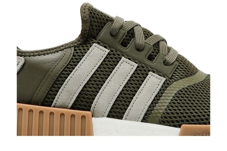 Кроссовки adidas NMD_R1 'Olive Strata Silver Pebble'