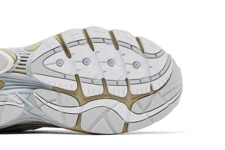 Krossovki-Saucony-ProGrid-Omni-9-Cloud-Elm-4