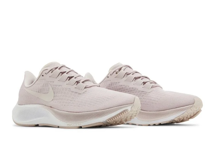 Krossovki-Nike-Wmns-Air-Zoom-Pegasus-37-Champagne-7
