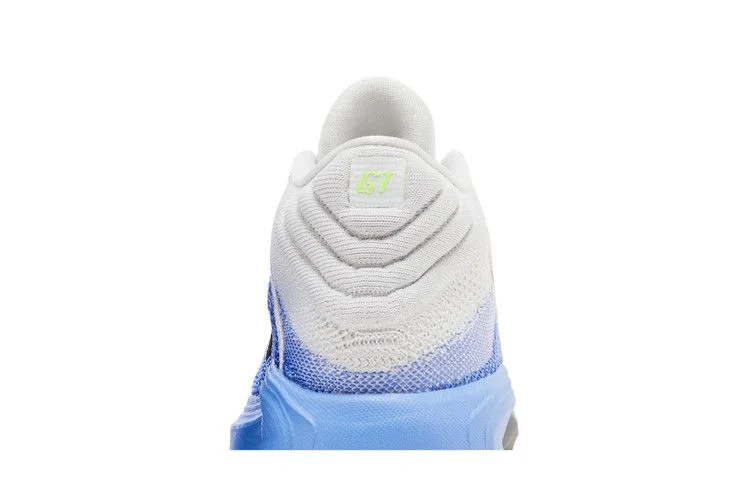 Кроссовки Nike Air Zoom GT Hustle 3 'Fundamental'