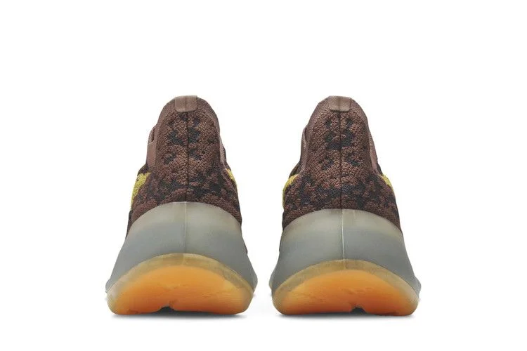 Krossovki-adidas-Yeezy-Boost-380-Lmnte-Reflective-5