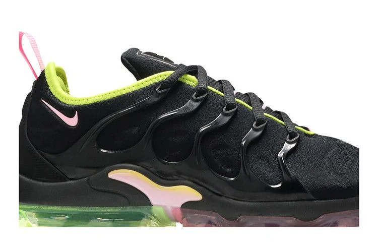 Krossovki-Nike-Wmns-Air-VaporMax-Plus-Pink-Rise-1