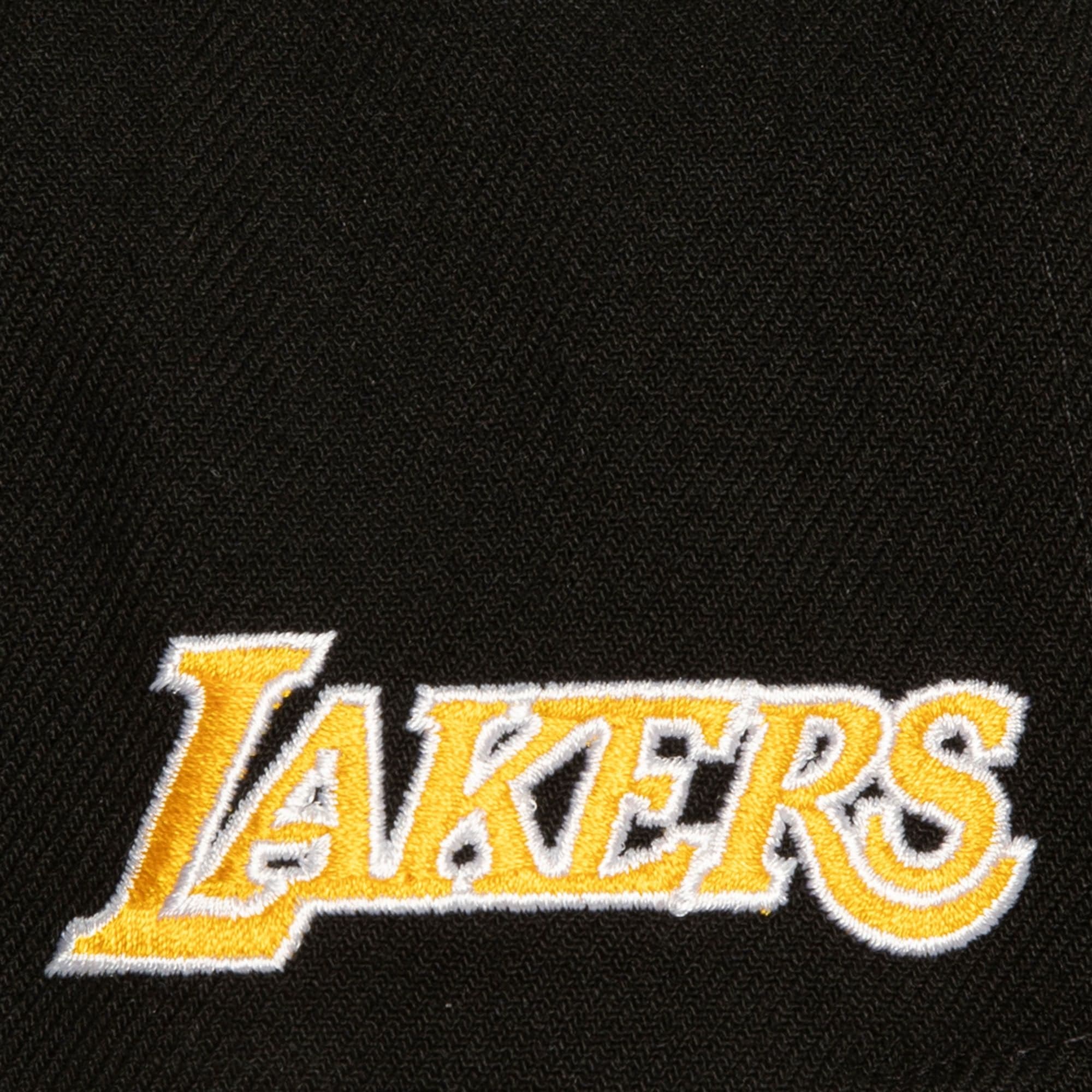 Бейсболка Mitchell & Ness Team Flip Pro Snapback Los Angeles Lakers Hat
