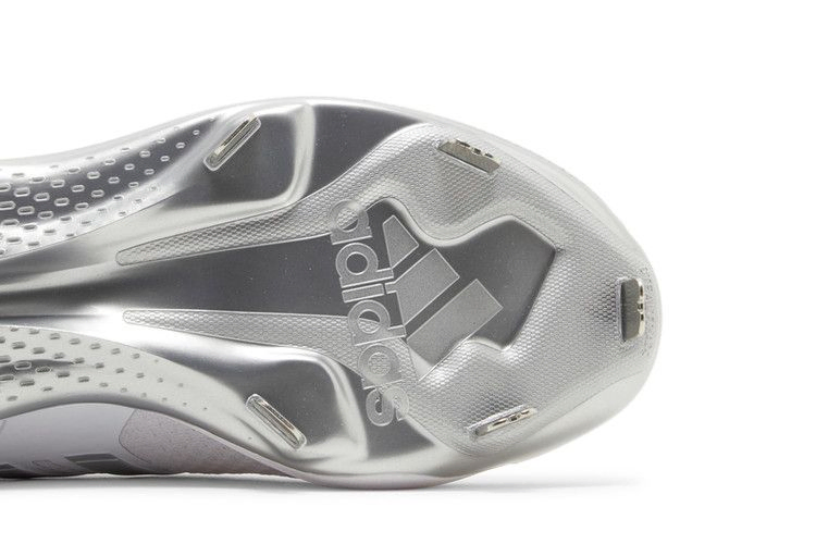 ultraboost-dna-5-0-cleat-white-silver-metallic-id9622_04