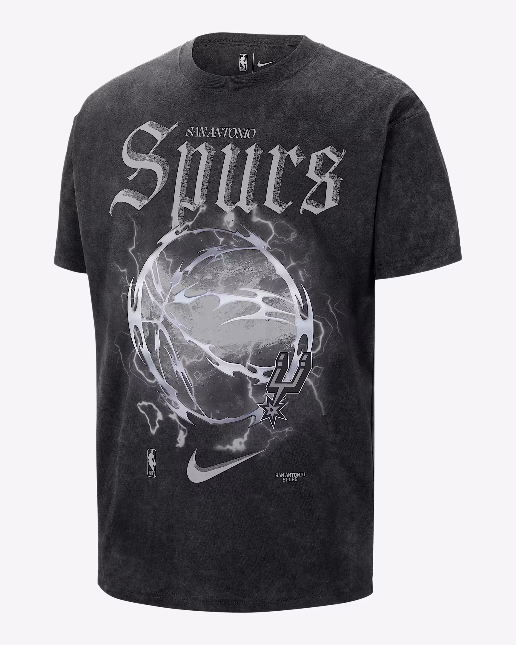 San-Antonio-Spurs-Courtside-Halloween-1728x2160